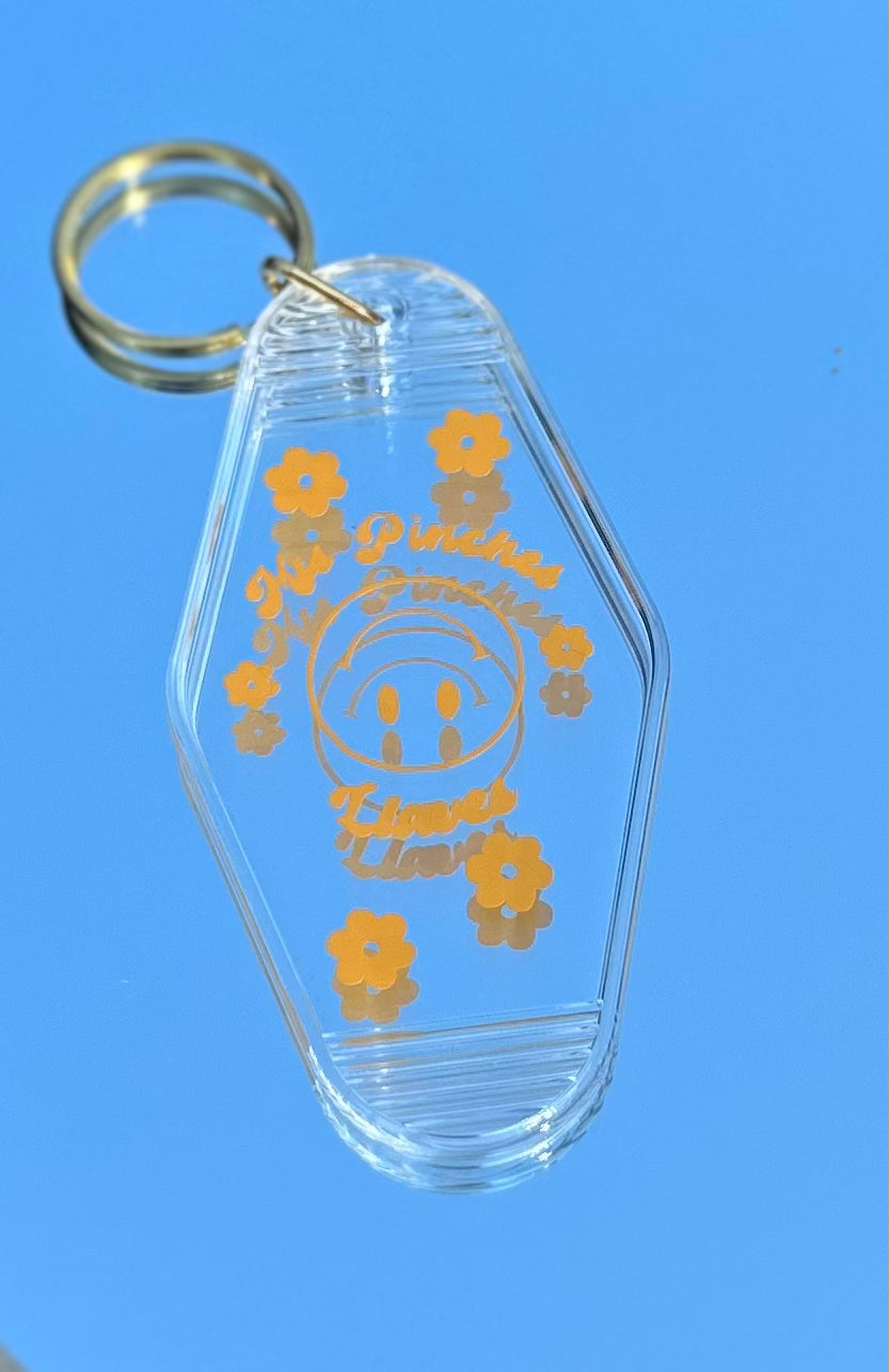 MIS PINCHES LLAVES HOTEL KEYCHAIN